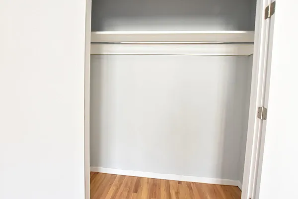 Rented by Clove Realty LLC | media 7