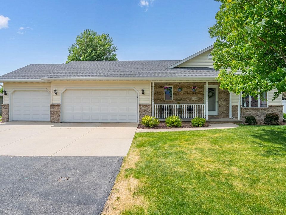 1st image of 1242 Chelsea Ct