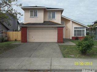 9001 Cottonwood Ln, Stockton, CA 95210