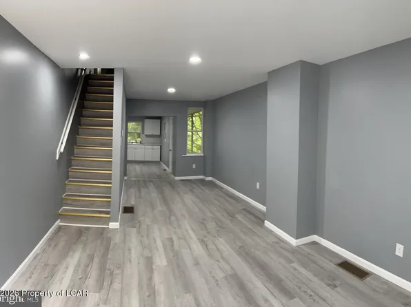 741 E Norwegian St, Pottsville, PA 17901