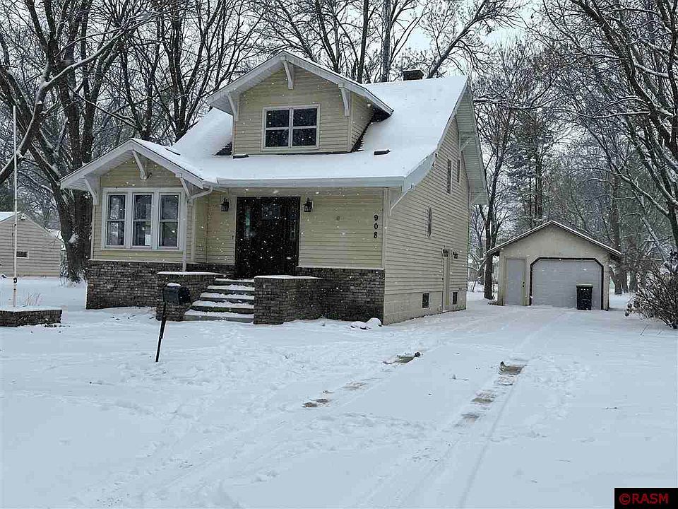 1st image of 908 8th St S
