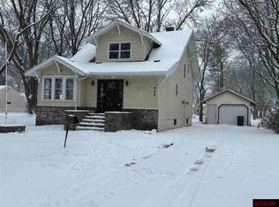 908 8th St S, Saint James, MN 56081