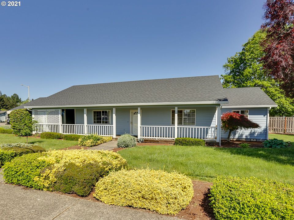 1st image of 14207 NE 90th St