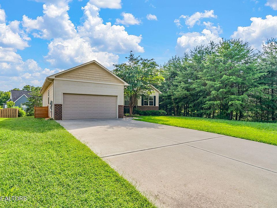 290 Garnet Hill Dr, Lenoir City, TN 37772 | Zillow