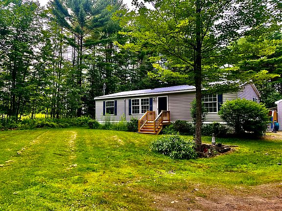 2nd image of 192 Temple Hill Road