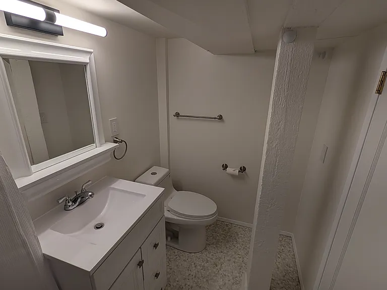 Downstairs full bathroom