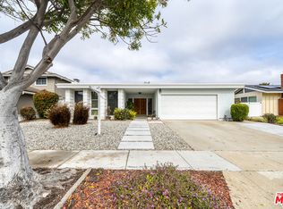 2565 W 233rd St, Torrance, CA 90505