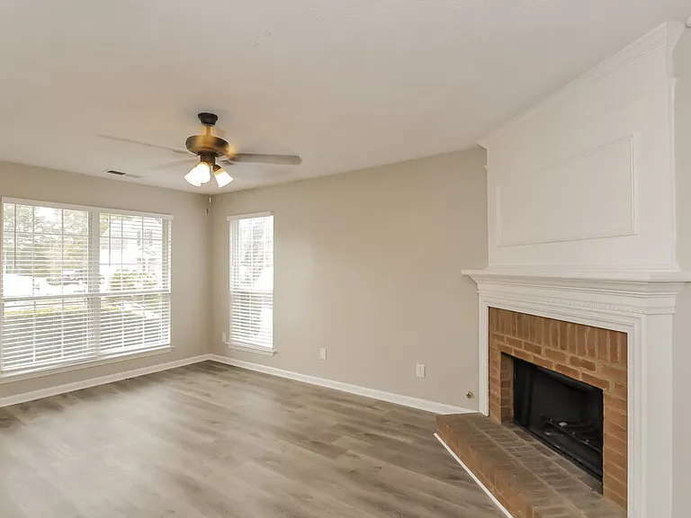 2910 Water Lily Ct — Photo 5