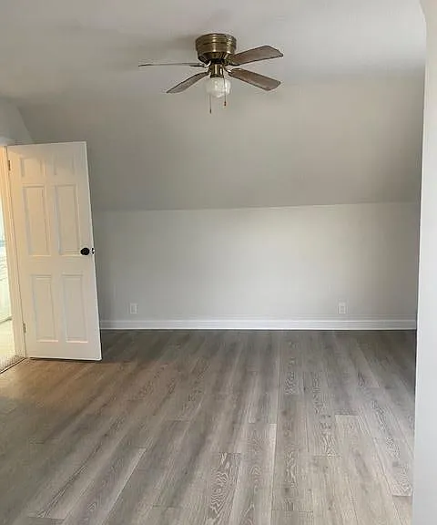 12 Bayview Ave — Photo 16