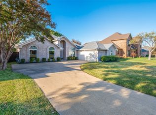 2109 Cedar Cir, Carrollton, TX 75006