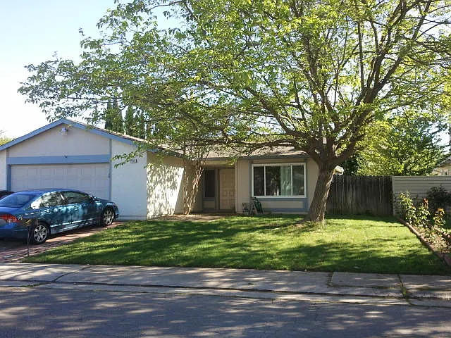 5836 Winnetica Ct photo 1