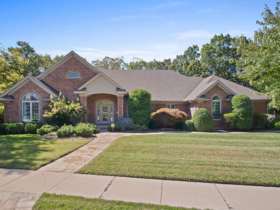 1st image of 2313 Deer Creek Ct
