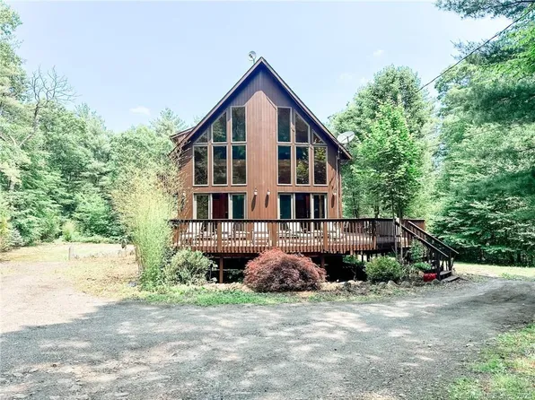 334 Ledge Road, Killingly, CT 06241