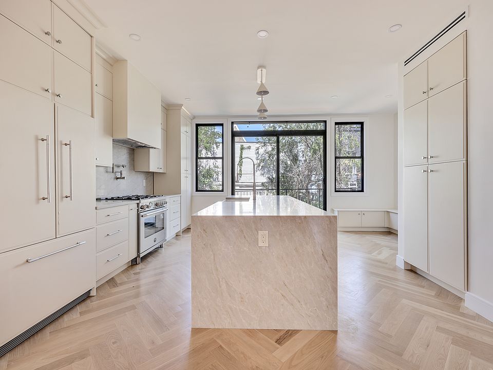 1st image of 1107 Jefferson Ave APT 2