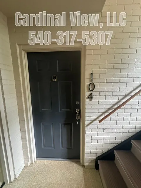 2 bed, 700 sqft, $1,350 — Photo 3