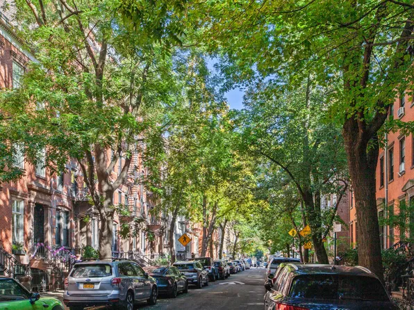 119 Christopher Street image 11 of 19