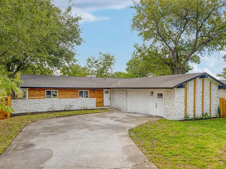 6907 Tulane Dr — Photo 1