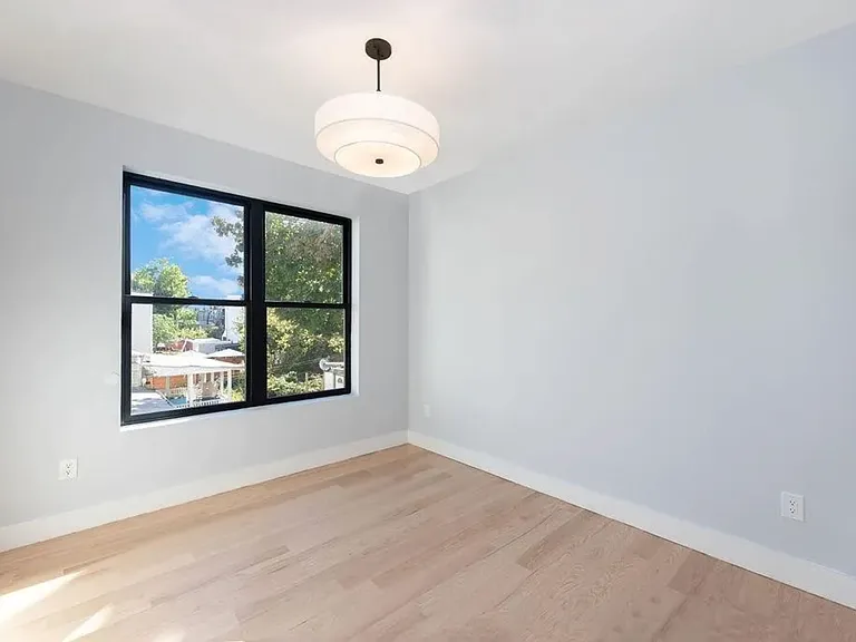 61 Belmont Ave #2 — Photo 23