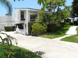 124 Lighthouse Dr, Jupiter Inlet Colony, FL 33469