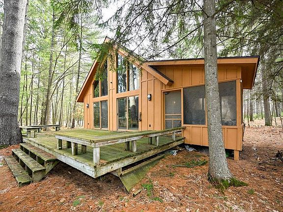 2nd image of 1711 South Lake Drive