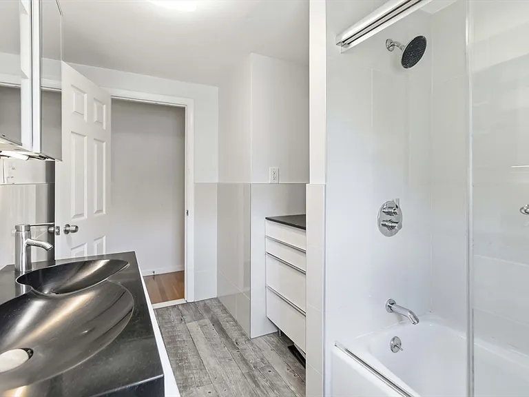 41-43 Brandley Rd #2 — Photo 19