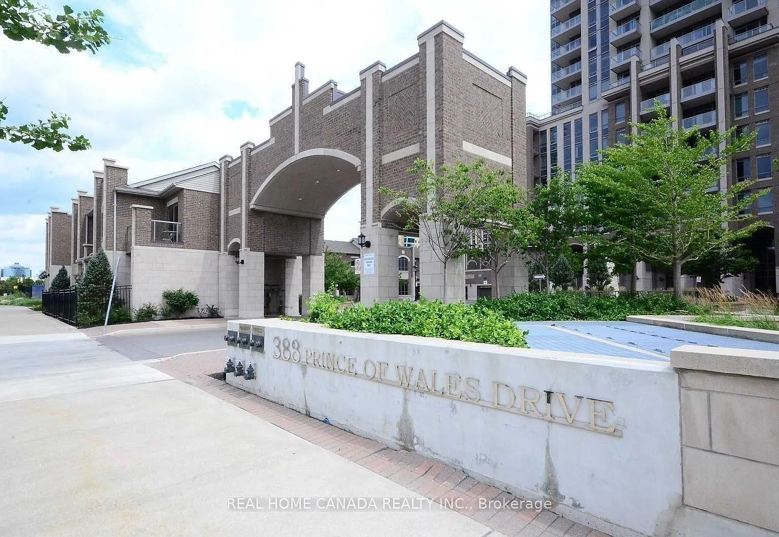 2 bed, $2,300 — Photo 2