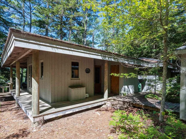207 Middle Fork Rd, Chester, NS B0J 2M0