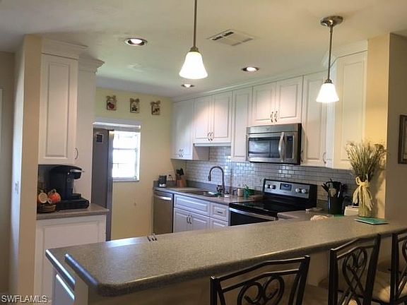 2nd image of 7029 Foxfire Dr