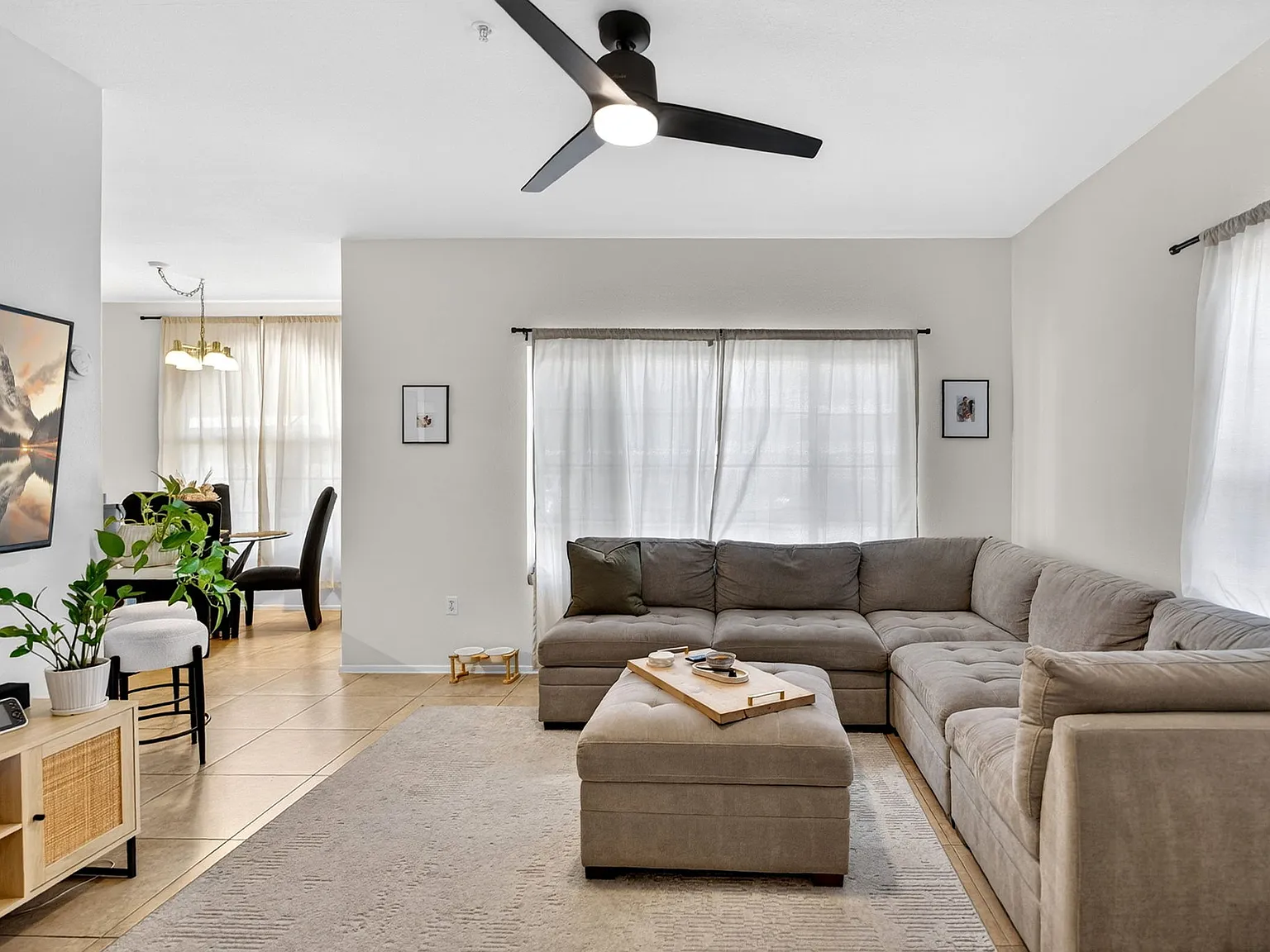 2 bed, 1010 sqft, $2,000 — Photo 4