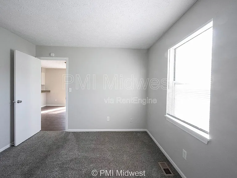 3281 Cherry Lake Ln — Photo 15
