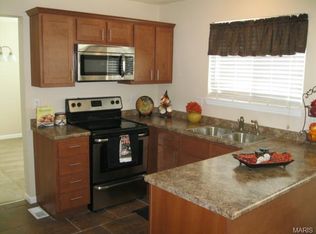 3950 Salvation Rd, Florissant, MO 63034