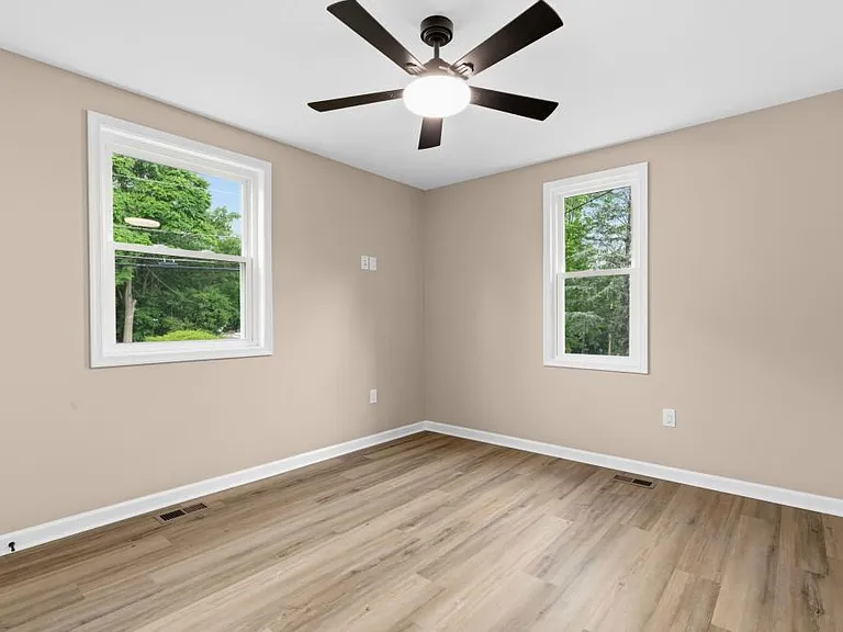 156 S Clearview Ave — Photo 19