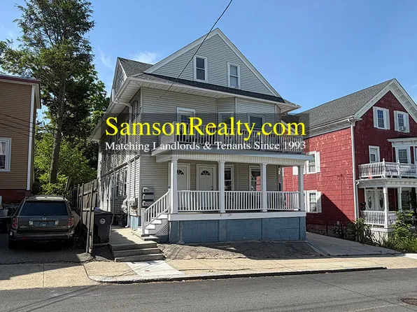 129 Abbott St #1, Providence, RI 02906