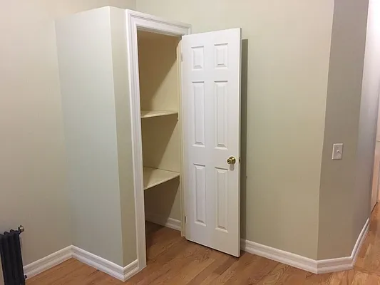 Rented by Premier Metro Realty Corp | media 38