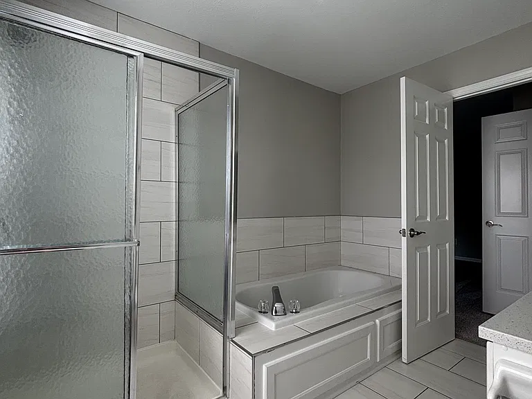 6141 Tuswell Dr — Photo 2