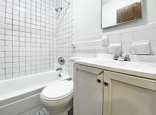 Rented by Oxford Property Group | media 9