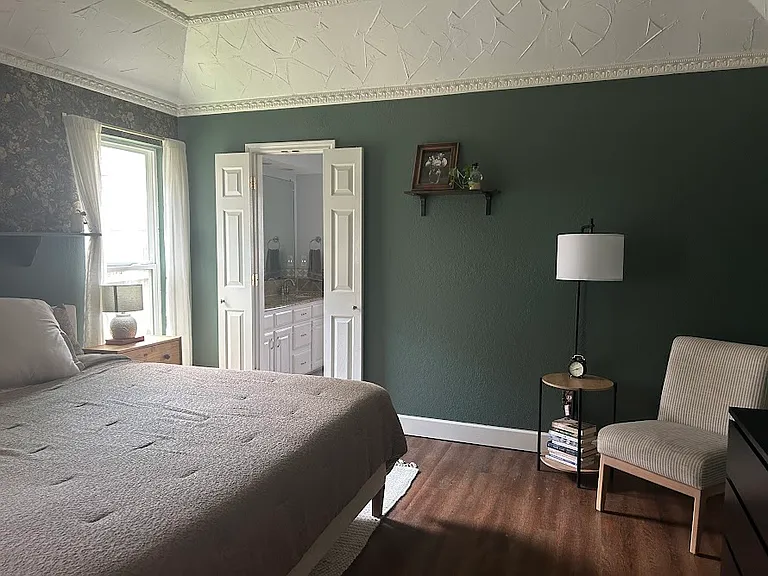 Master bedroom