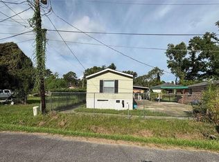 901 S George Ave, Gonzales, LA 70737