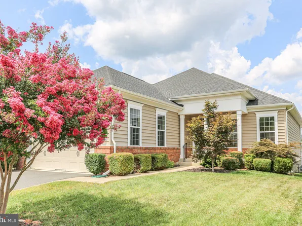 5905 S Mills Manor Ct, Fredericksburg, VA 22407