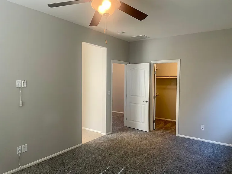 8365 S Pioneer Way — Photo 17