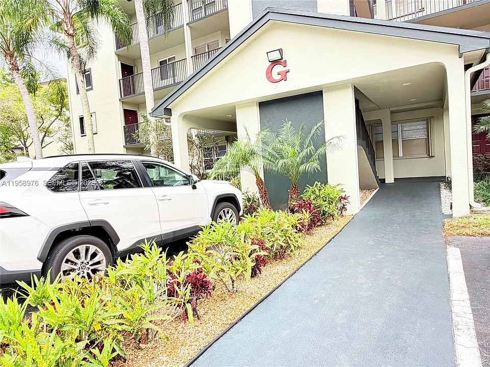 1st image of 1200 SW 130th Ave APT 101G