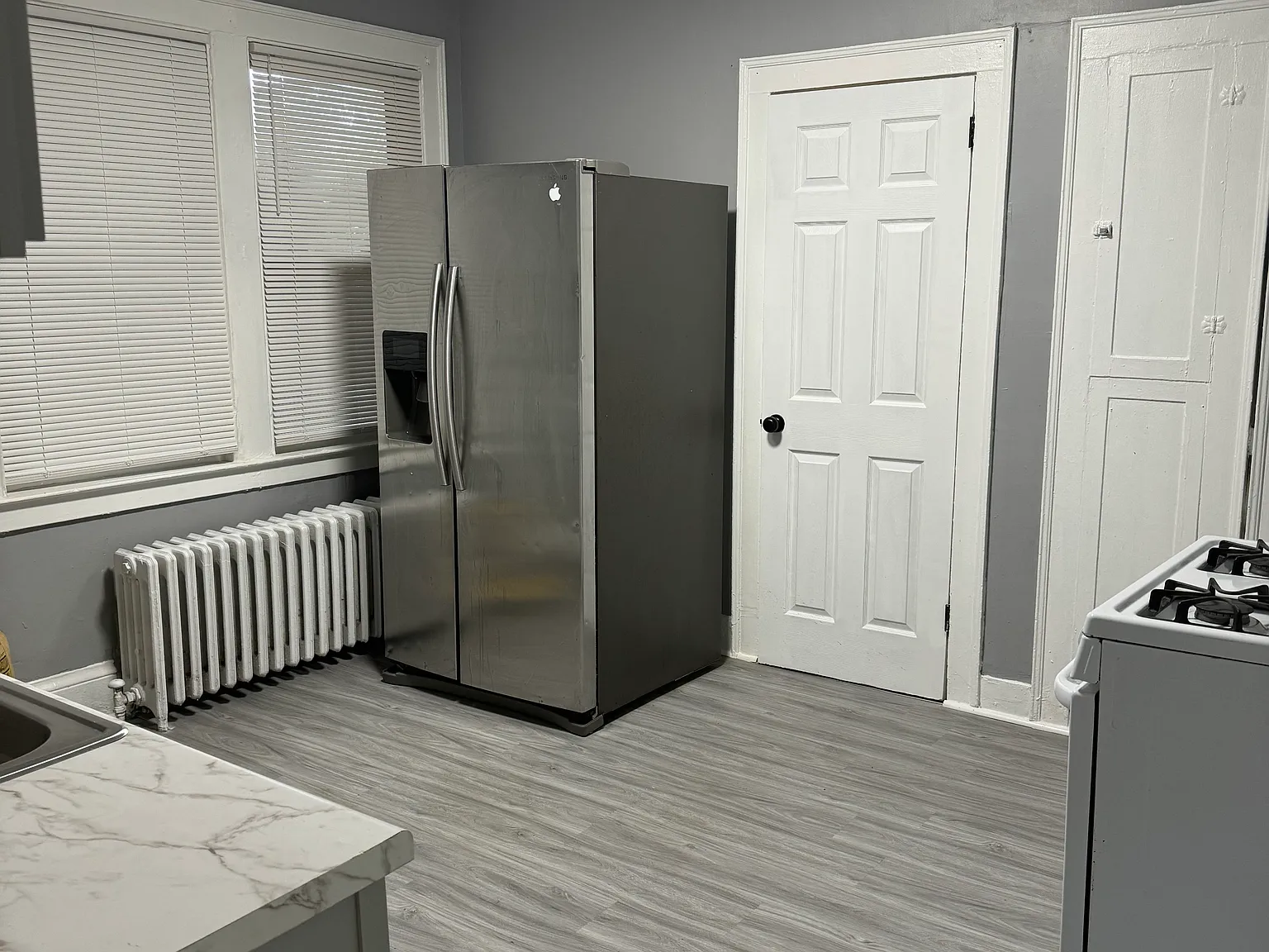 2 bed, 1100 sqft, $1,400 — Photo 2
