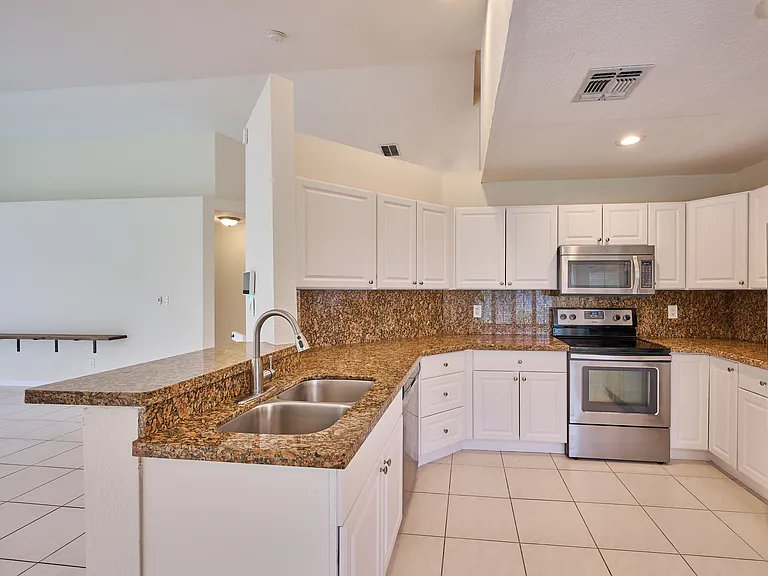 2968 Myrtle Oak Cir — Photo 41