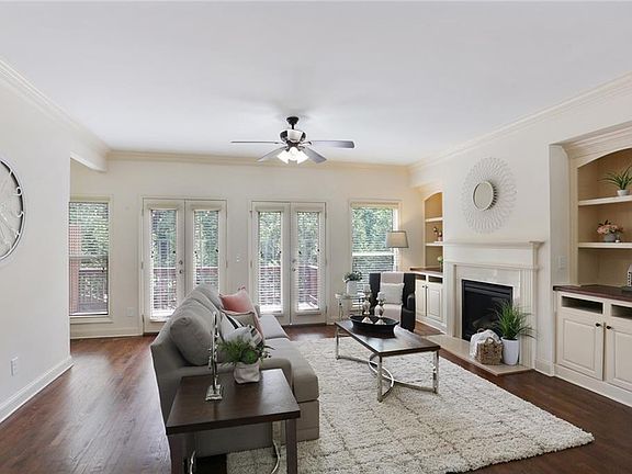3rd image of 2330 W Village Ln SE