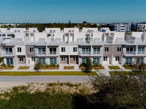 13824 SW 262nd St, Homestead, FL 33032