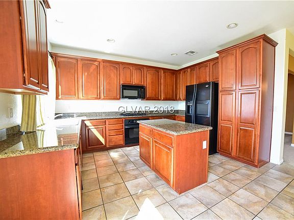 4th image of 11837 Amistoso Ln