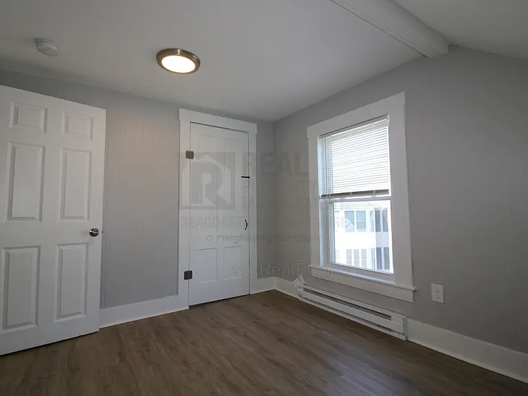 61 3rd St #201 — Photo 13