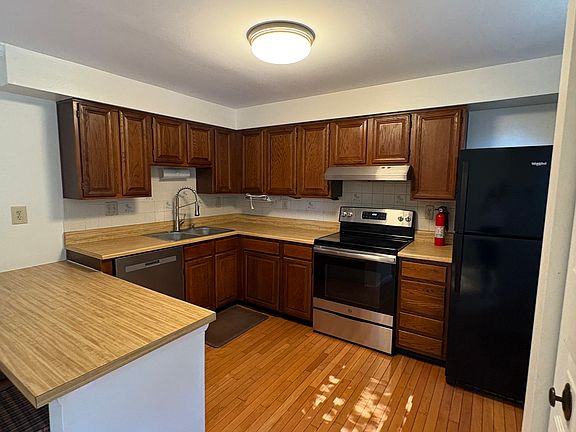 3rd image of 1795 Hillmeade Sq