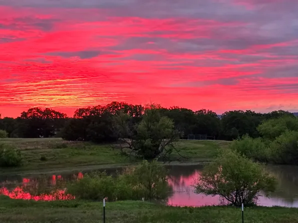 1458 Jim Harry Loop, Sunset, TX 76270