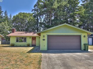 3755 Fir St, North Bend, OR 97459